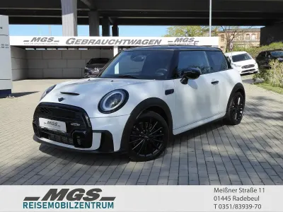 Gebraucht Mini Cooper S Premium 178 PS (130 kW) 2023 Weiß Kleinwagen
