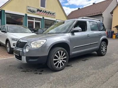 Gebraucht Skoda Yeti Ambition 122 PS (89 kW) 2012 Grau SUV