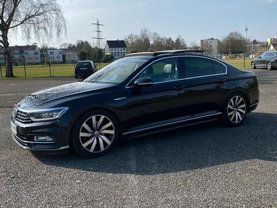 Gebraucht VW Passat R 190 PS (139 kW) 2017 Schwarz Limousine