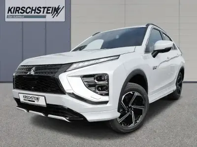 Używany Mitsubishi Eclipse Cross Select 188 KM (138 kW) 2022 Biały SUV