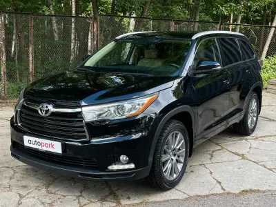 Gebraucht Toyota Highlander 249 PS (183 kW) 2016 Schwarz SUV