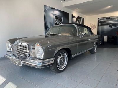 Gebraucht Mercedes W111 SE 170 PS (125 kW) 1970 Grau  farbnr.: 172 Cabrio