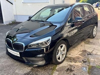 BMW 225