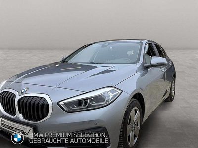 Grau Gebraucht 2022 BMW 118 Advantage Kleinwagen | 25.201 € (Fairer Preis)