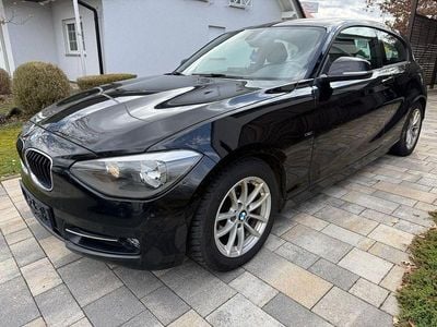 Gebraucht BMW 118 Sport Line 150 PS (110 kW) 2014 Schwarz Kleinwagen
