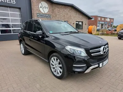 Gebraucht Mercedes GLE350 258 PS (189 kW) 2015 Schwarz SUV