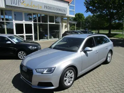 Gebraucht Audi A4 Basis 150 PS (110 kW) 2016 Silber Kombi