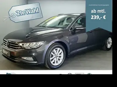Gebraucht VW Passat Business 150 PS (110 kW) 2023 Grau Kombi