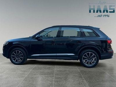 Second-hand Audi Q7 Sport 231 CP (169 kW) 2023 Negru SUV