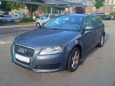 Gebraucht Audi A3 Sportback Ambiente 125 PS (91 kW) 2009 Blau Kleinwagen