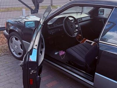 Mercedes 230