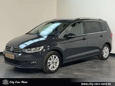 Gebraucht VW Touran Highline 150 PS (110 kW) 2021 Grau Van / Kleinbus