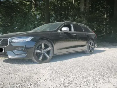 Gebraucht Volvo V90 R-Design 190 PS (139 kW) 2019 Schwarz Kombi