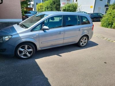 Usado Opel Zafira Sport 125 HP (91 kW) 2008 Cinzento Monovolume