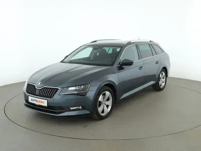 Gebraucht Skoda Superb Style 150 PS (110 kW) 2019 Grau Kombi