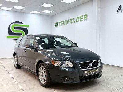 Grau Gebraucht 2009 Volvo V50 Momentum Kombi | 3.690 € (Teuer)