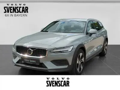 Gebraucht Volvo V60 CC 145 PS (106 kW) 2023 Kombi