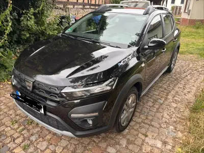 Gebraucht Dacia Sandero Comfort 101 PS (74 kW) 2021 Schwarz Limousine