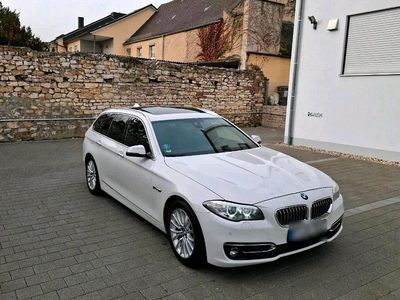 Second-hand BMW 525 Luxury Line 218 CP (160 kW) 2015 Alb Break