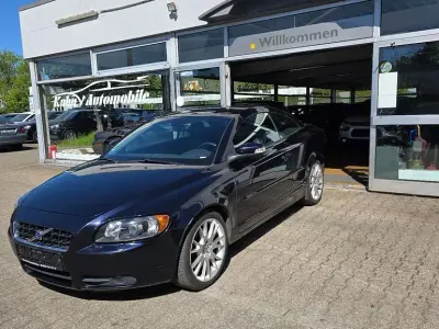 Usata Volvo C70 Summum 179 CV (131 kW) 2008 Blu Cabrio