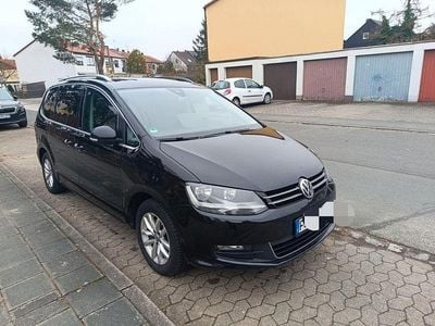 Gebraucht VW Sharan 184 PS (135 kW) 2016 Schwarz Van / Kleinbus