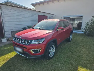 Gebraucht Jeep Compass Limited 140 PS (102 kW) 2018 Rot SUV