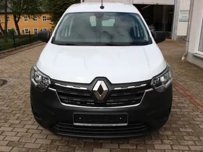 Gebraucht Renault Express 102 PS (75 kW) 2021 Weiß Van / Kleinbus