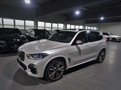 gebraucht BMW X5 M d JET BLACK ACC NIGVS PANO SOFTCL AHK VOLL