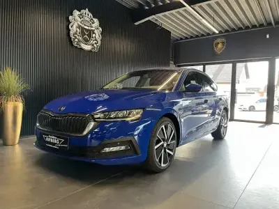 Gebraucht Skoda Octavia Clever 204 PS (150 kW) 2022 Blau Limousine
