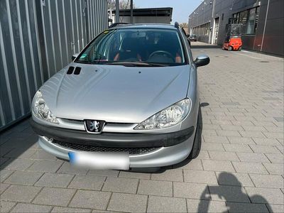 Second-hand Peugeot 206 75 CP (55 kW) 2004 Argintiu Break