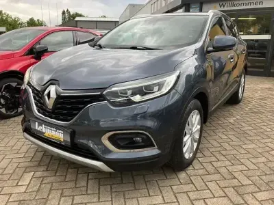 Gebraucht Renault Kadjar LIMITED 140 PS (102 kW) 2020 Grau SUV