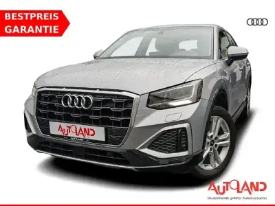 Gebraucht Audi Q2 Comfort 150 PS (110 kW) 2020 Silber SUV