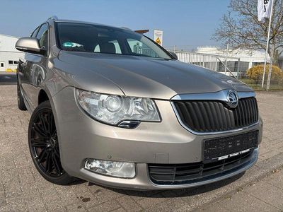 Gebraucht Skoda Superb Elegance 160 PS (117 kW) 2010 Beige Kombi