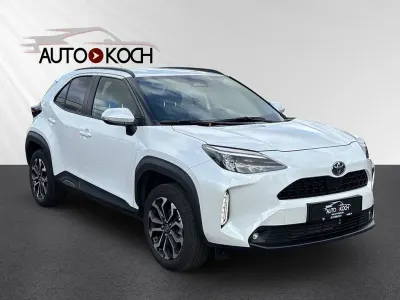 Gebraucht Toyota Yaris Cross 131 PS (96 kW) 2024 Weiß SUV