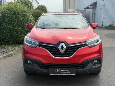 Gebraucht Renault Kadjar Experience 131 PS (96 kW) 2015 Rot SUV