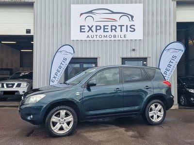 Second-hand Toyota RAV4 Executive 177 CP (130 kW) 2006 Gri SUV