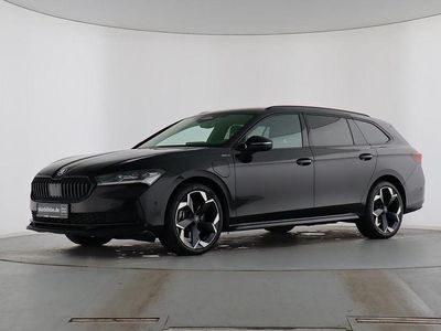 Gebraucht Skoda Superb SportLine 204 PS (150 kW) 2025 Ebony schwarz metallic Kombi