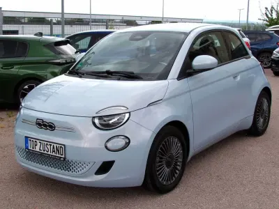 Gebraucht Fiat 500e Icon 86 kW (118 PS) 2022 Blau Kleinwagen
