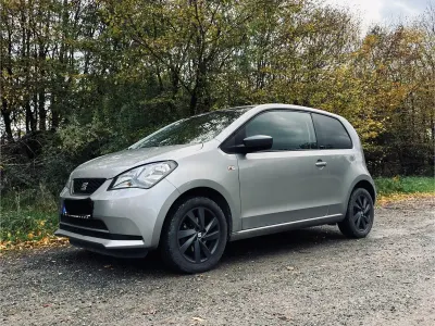Używany Seat Mii CONNECT 60 KM (44 kW) 2016 Szary Hatchback