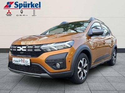 Atacamaorange Gebraucht 2023 Dacia Sandero Expression Limousine | 15.980 € (Fairer Preis)