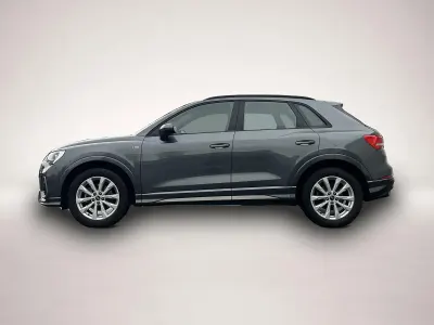 Gebraucht Audi Q3 S-Line 150 PS (110 kW) 2023 Manufacturer SUV