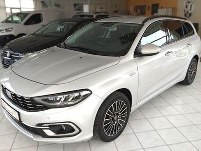 Second-hand Fiat Tipo Life 131 CP (96 kW) 2021 Argintiu Break