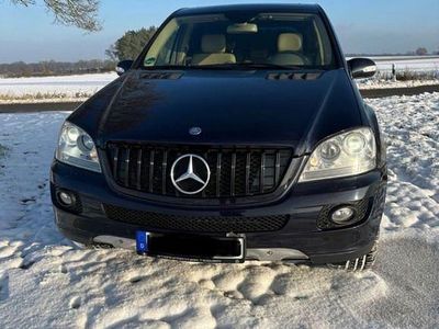 Gebraucht Mercedes ML350 272 PS (200 kW) 2006 Blau SUV