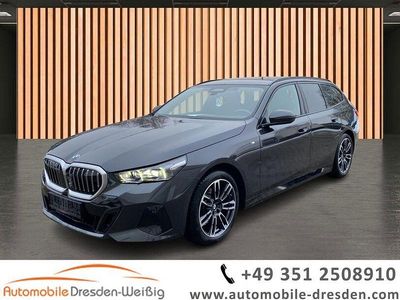 Gebraucht BMW 520 M Sport 190 PS (139 kW) 2025 Sophistograu Kombi