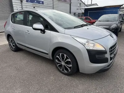 Gebraucht Peugeot 3008 Access 120 PS (88 kW) 2012 Siber Kombi