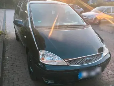 Używany Ford Galaxy 116 KM (85 kW) 2005 Czarny Minivan