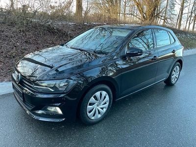 Gebraucht VW Polo Comfortline 80 PS (58 kW) 2019 Schwarz Limousine