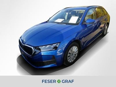 Raceblau metallic Gebraucht 2025 Skoda Octavia Essence Kombi | 22.880 € (Superpreis)