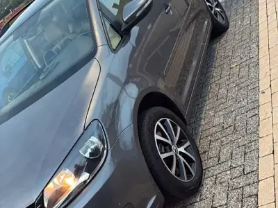 Gebraucht VW Touran 150 PS (110 kW) 2011 Grau Van / Kleinbus