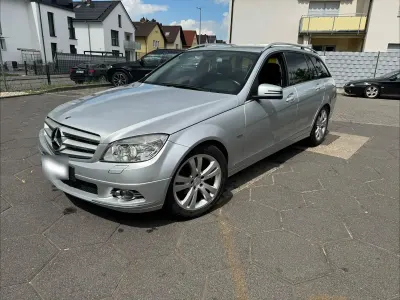 Second-hand Mercedes C220 Avantgarde 170 CP (125 kW) 2009 Argintiu Break